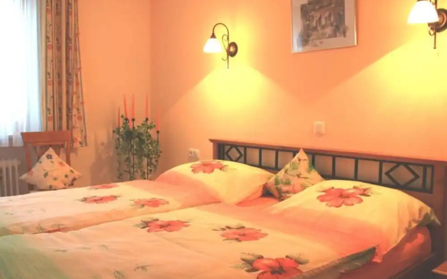 Holiday Apartment 1S oak Grove