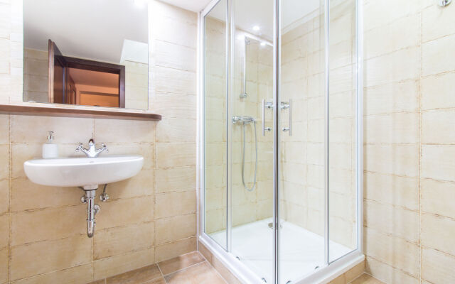 Residence Thunovska 19