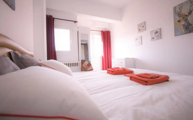 Modern 2 Bedroom Apartment Next To Metro - Marousi