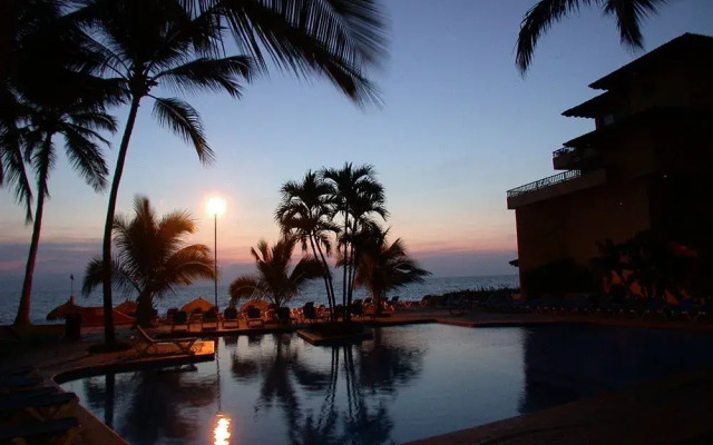 Los Tules Resort