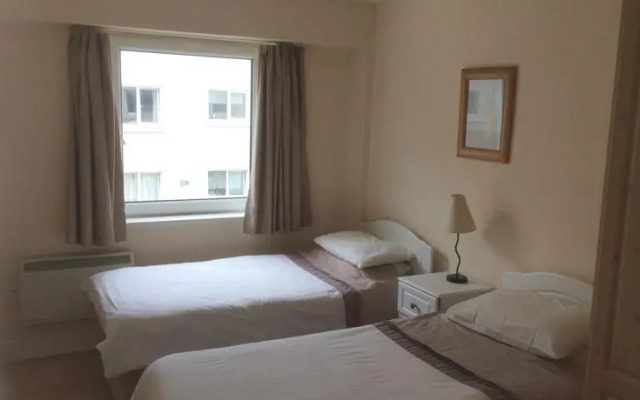 12 Monterey Court Self-Catering