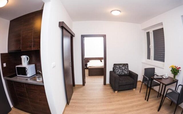 Barok Hotel a Apartmany