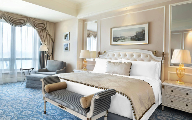The Castle Hotel, a Luxury Collection Hotel, Dalian