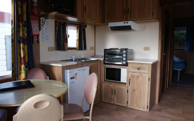 Warrnambool Motel and Holiday Park