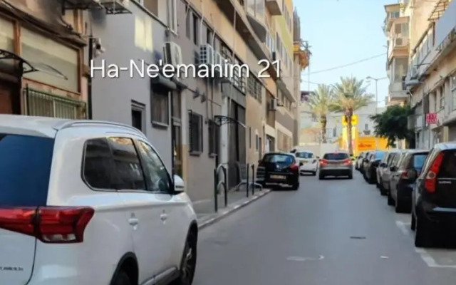 Studio Apartment 12 Minutes from Bahai's garden