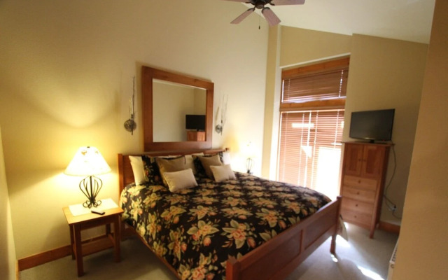 The Cabins 18 3 Bedrooms 2 Bathrooms Condo