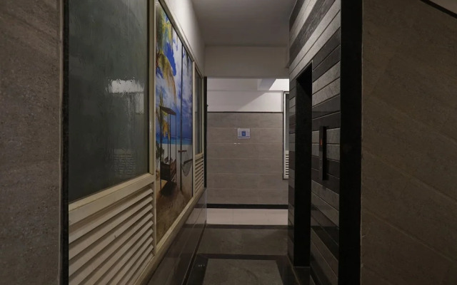 OYO 28029 Living Luxurious Studio Rooms