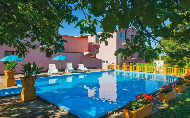 Stunning Home in Valtursko Polje With Wifi and 0 Bedrooms