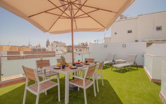 C103 - Sunny Terrace, Old Town Views