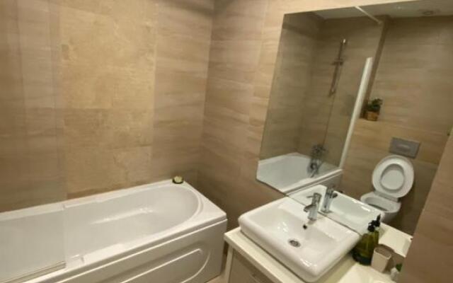Lucas investment L3 -104