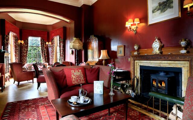 Macdonald Pittodrie House