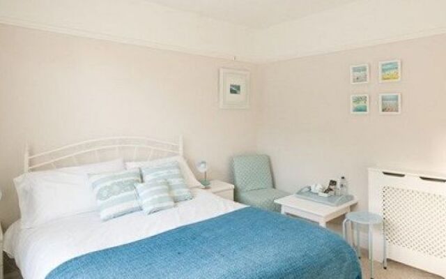 The Cove Guest House