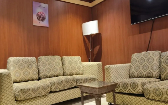 Rihanna Rose Furnished Apartments