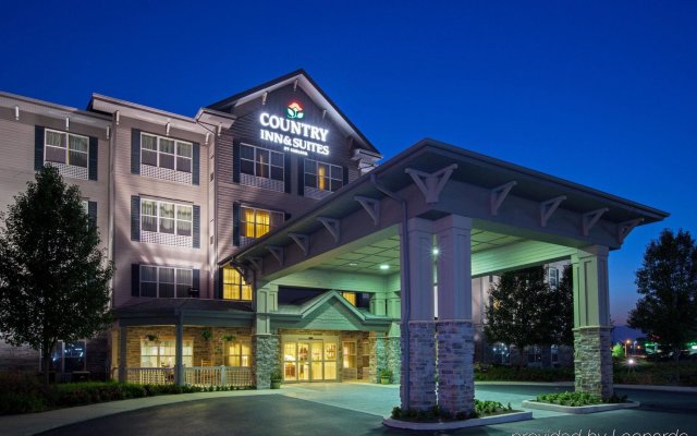 Country Inn & Suites by Radisson, Portage, IN