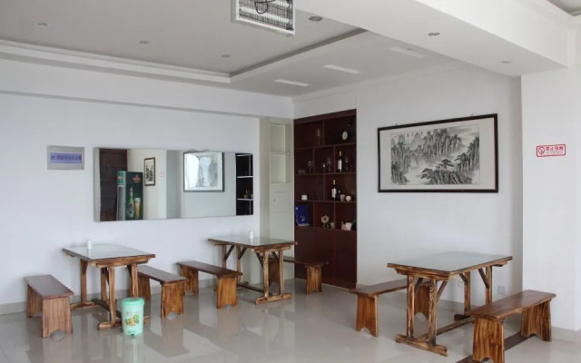 Jinyan Hotel