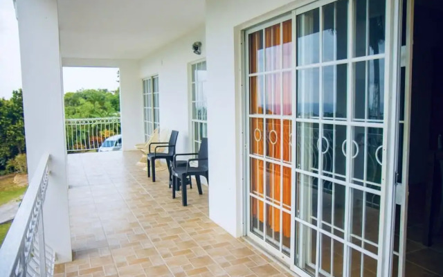 Villa Solstice Luxury 4 Bedroom