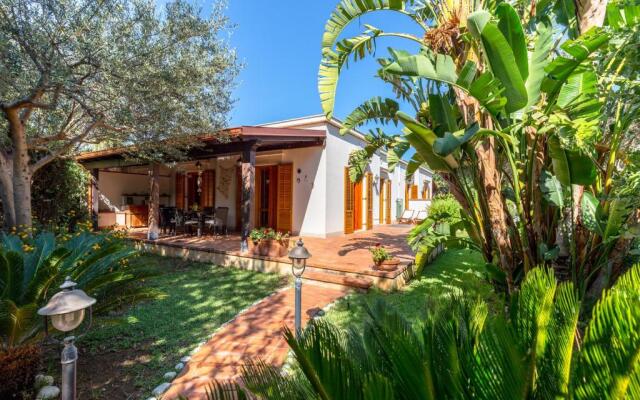 Calarossa Seaview by Wonderful Italy