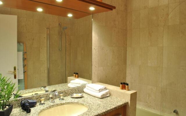 Gray d'Albion POL519 studio