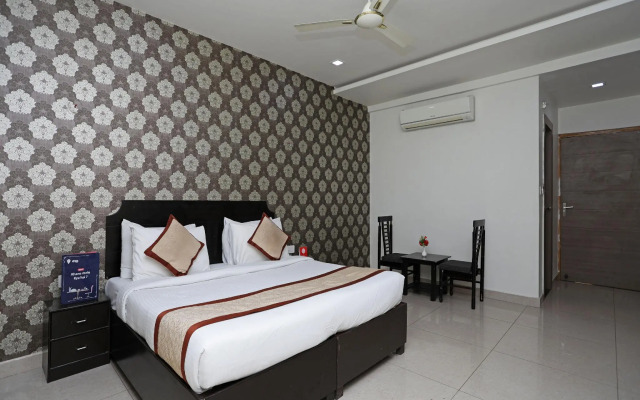 OYO 11973 Badri Palace