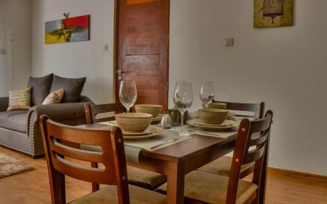 Edmor Residences - Riverside