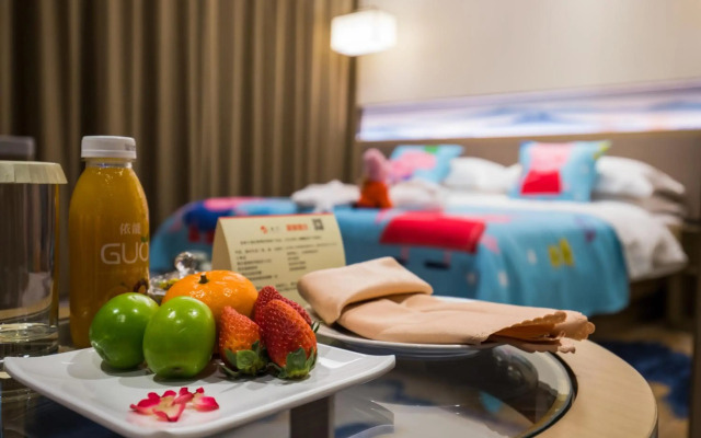Golden Spring Hotel