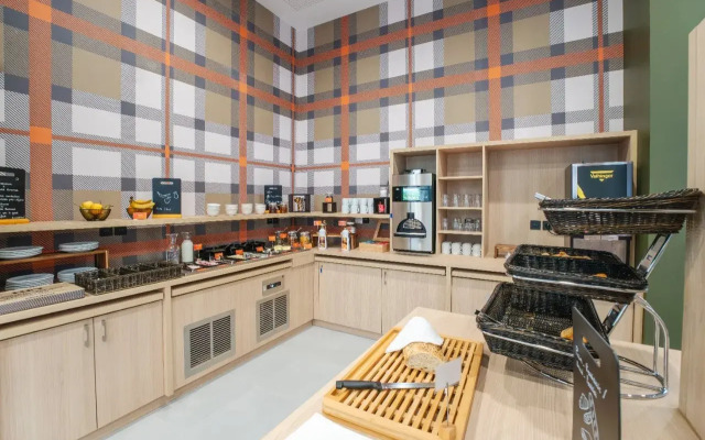 easyHotel Marseille Euromed