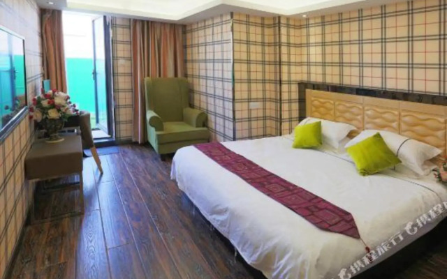 Hout Business Hotel