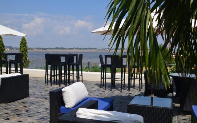 Hotel Cambodiana