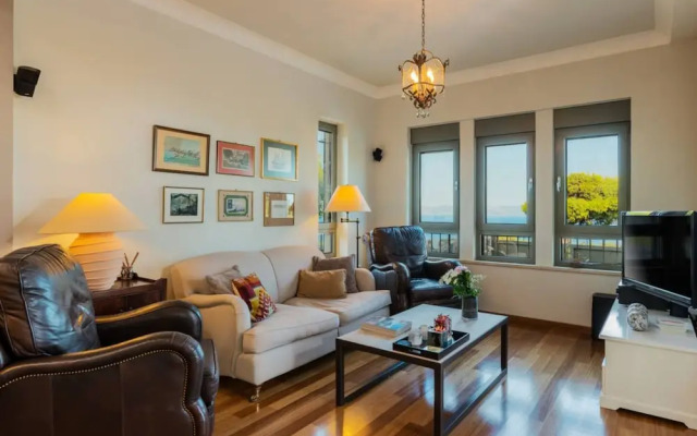 Villa Kalida Stunning Seaview and Relax
