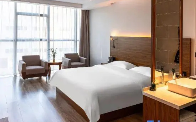 Yahao Hotel (Yongchuan East Railway Station)