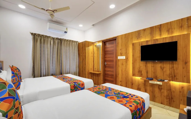 FabHotel Royal Grand