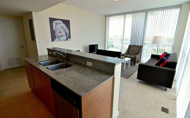 Riviera Luxury Living at River Oaks Marina and Tower