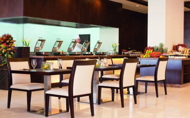 Movenpick Hotel Apartments Al Mamzar Dubai