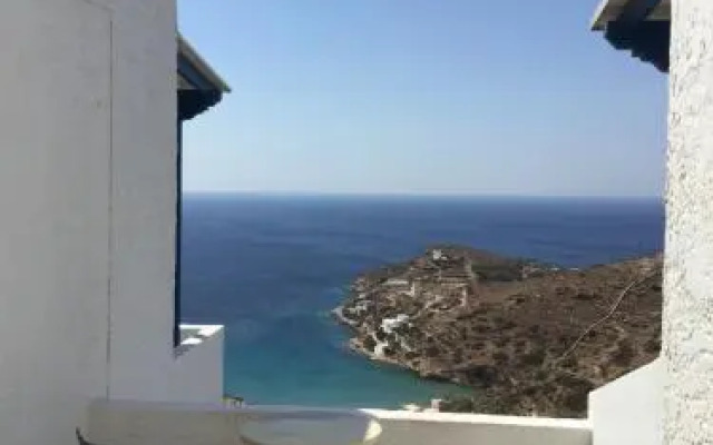 Kolitsani View Hotel