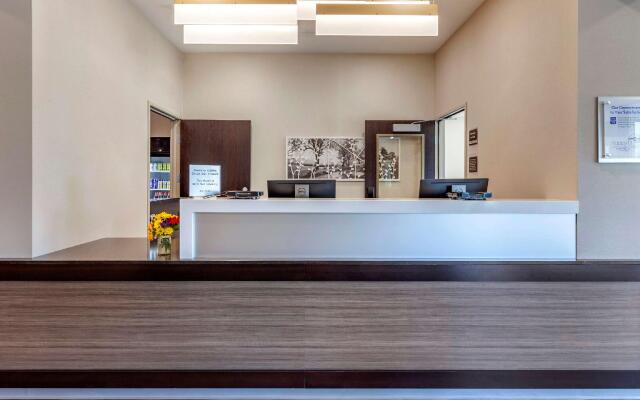 Sleep Inn & Suites Lancaster-Platteville