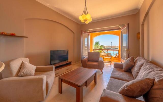 Sabina Classy 1 BR Apartment Lagoon view & Pool El Gouna