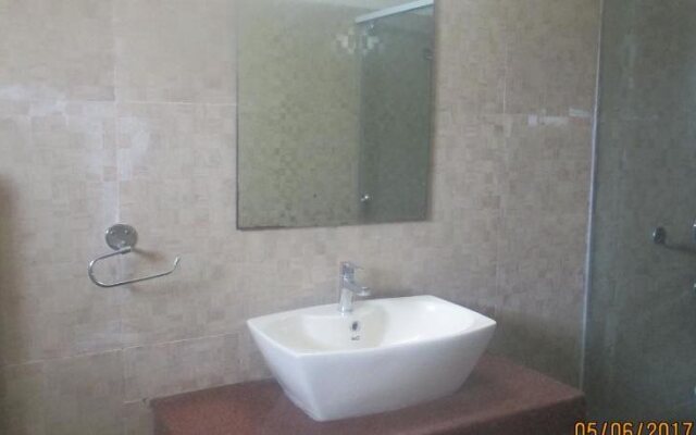 AR Grand Hotel