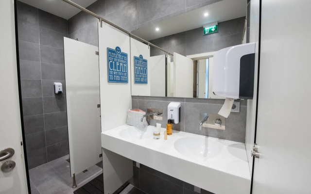 The Central House Porto Ribeira - Hostel