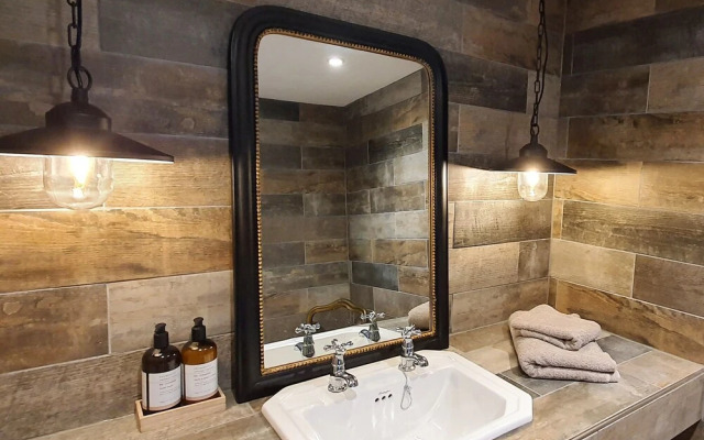 The Threshing Barn at Penrhos Court