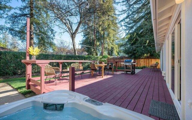 W/ Hot Tub & Detached Office, Modern 3br In Napa! 3 Bedroom Home by Redawning