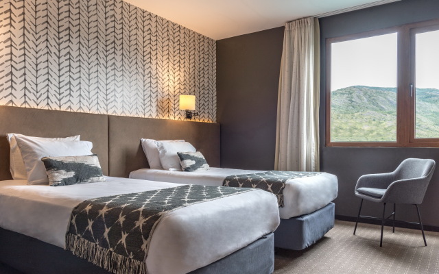 Rio Serrano Hotel + Spa