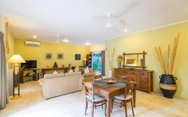 Beach Melati Apartments