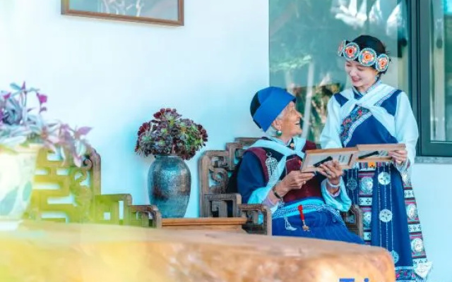 He Hotels Resorts – People – Lijiang