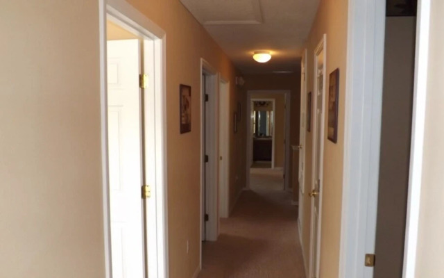 Compass Bay 5157