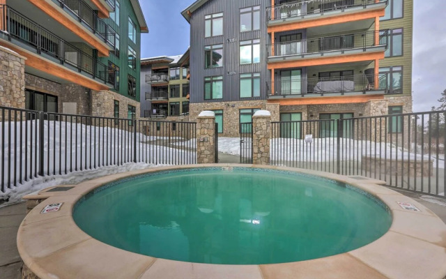 Mountain-view Condo in Downtown Winter Park!