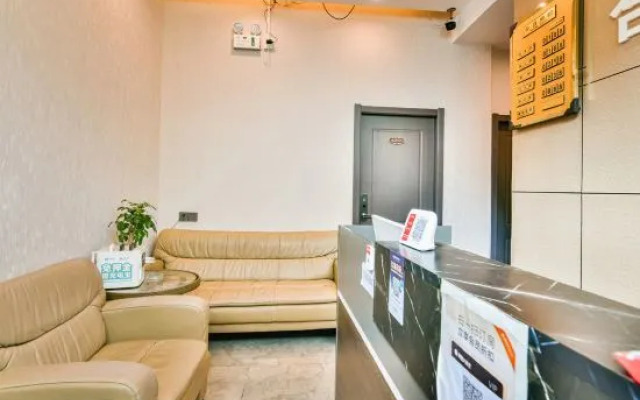 Heyuan Business Hotel