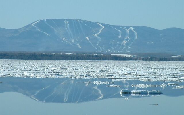 Motel & Restaurant De La Plage
