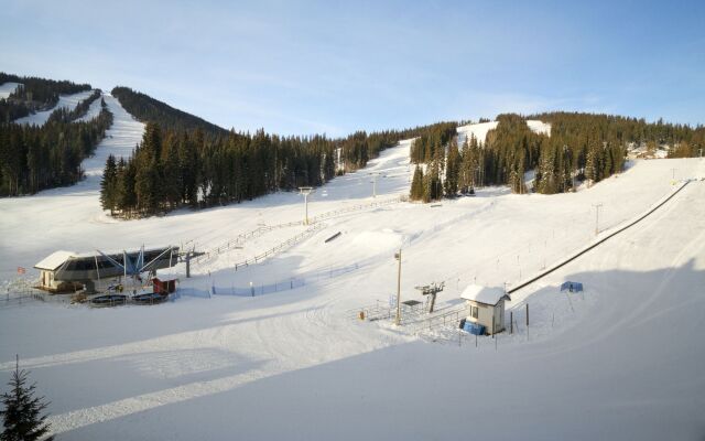 Coast Sundance Lodge