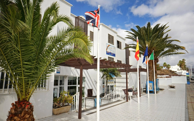Apartamentos Plaza Azul