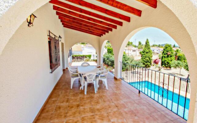 Laura-28A - traditionally furnished detached villa with peaceful surroundings in Calpe